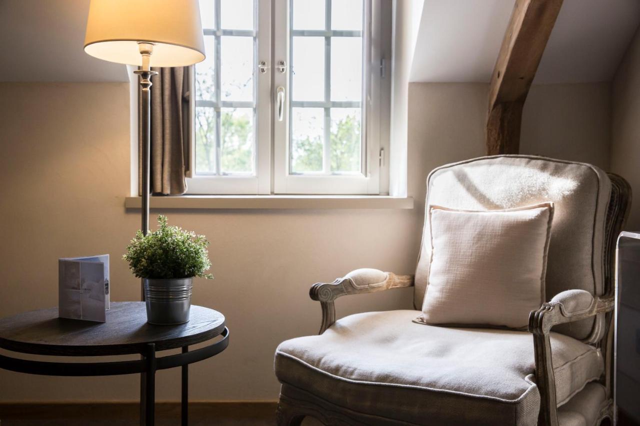 Hotel De L'Abbaye Le Tronchet  ภายนอก รูปภาพ