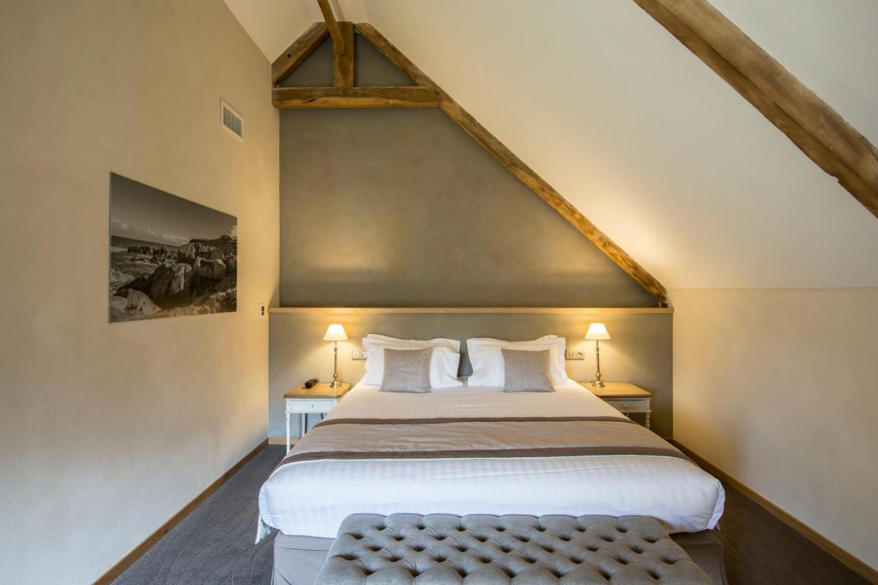 Hotel De L'Abbaye Le Tronchet  ภายนอก รูปภาพ