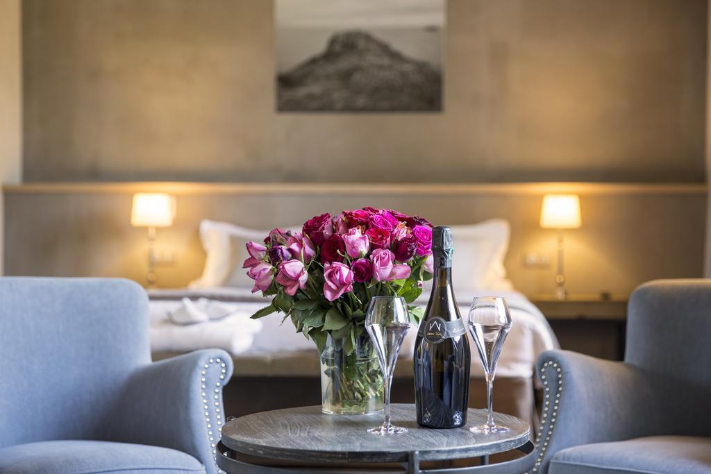Hotel De L'Abbaye Le Tronchet  ห้อง รูปภาพ
