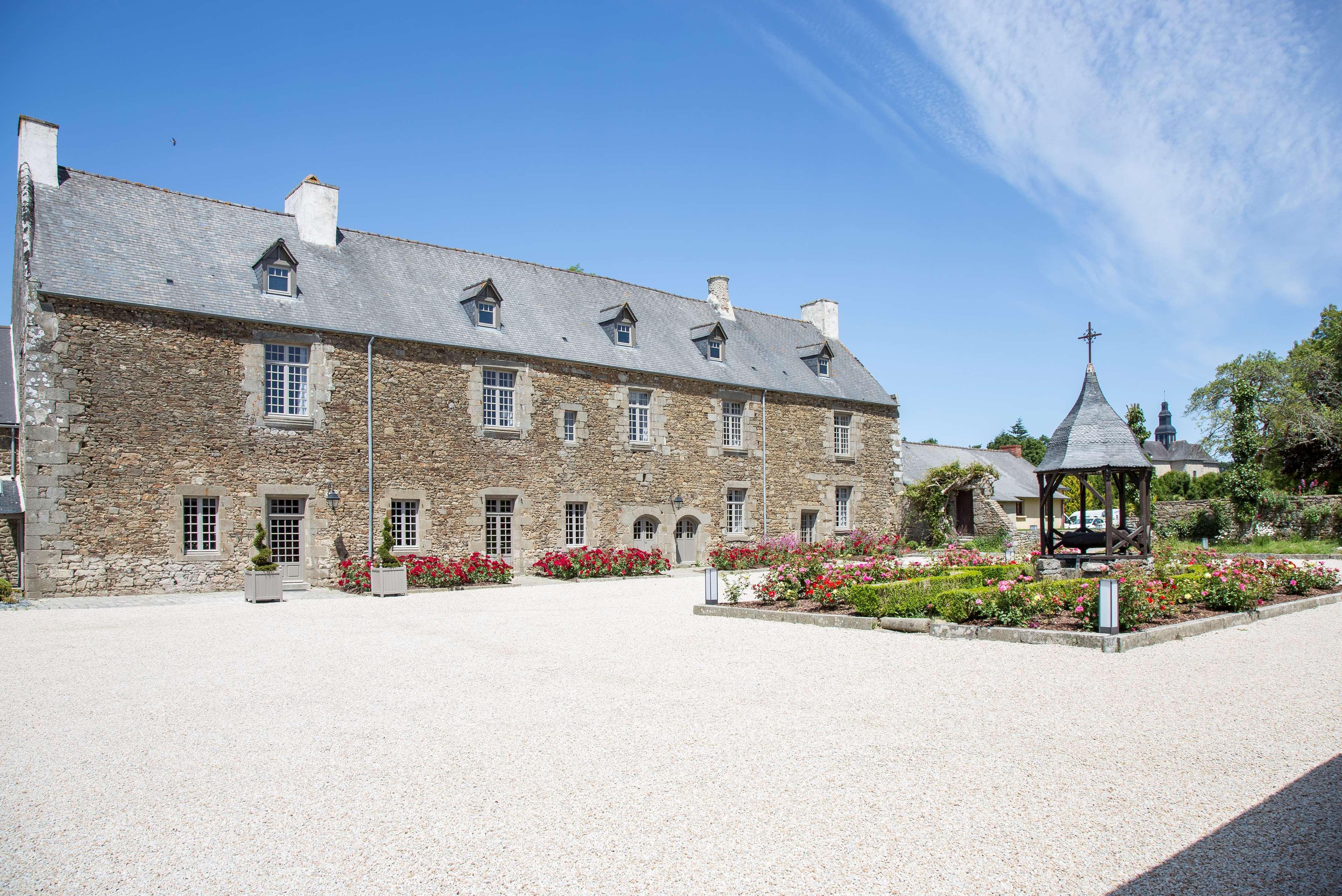 Hotel De L'Abbaye Le Tronchet  ภายนอก รูปภาพ