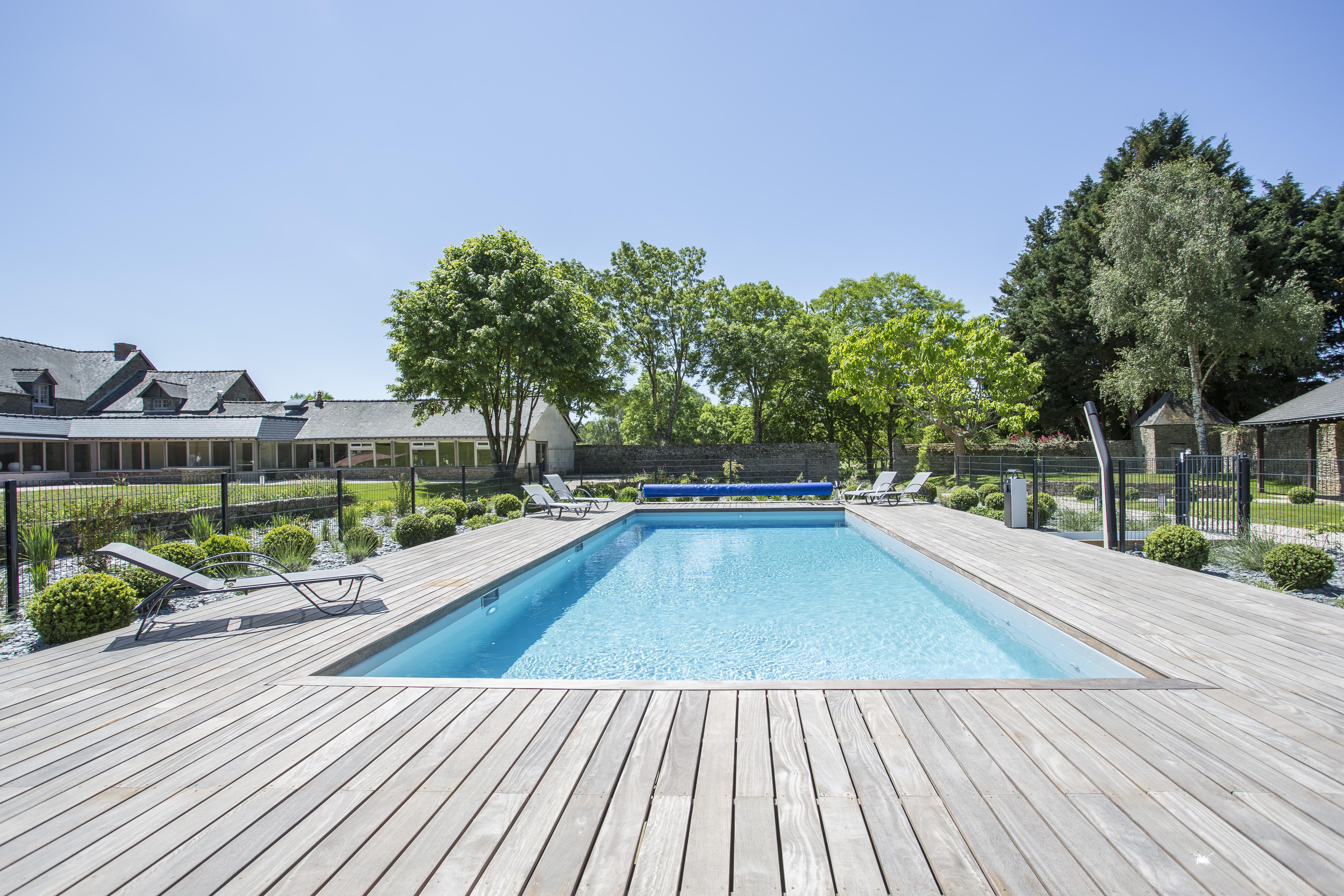 Hotel De L'Abbaye Le Tronchet  ภายนอก รูปภาพ
