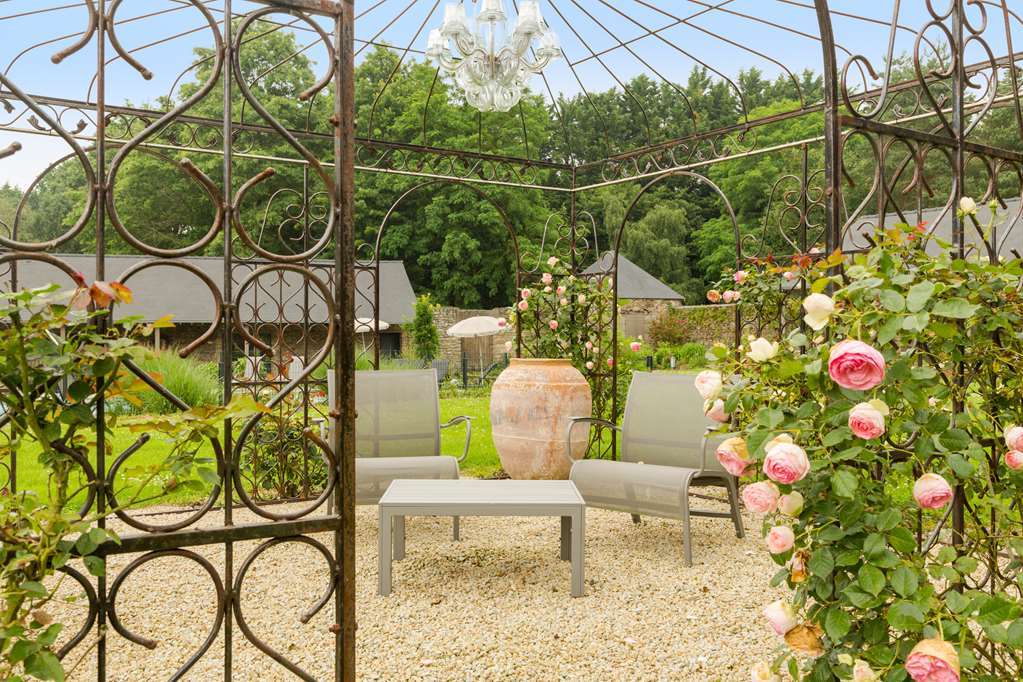 Hotel De L'Abbaye Le Tronchet  ภายนอก รูปภาพ